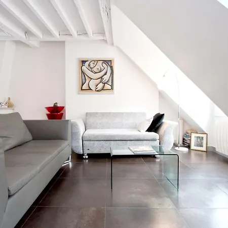 Apartment Rue Vieille Du Temple Paris